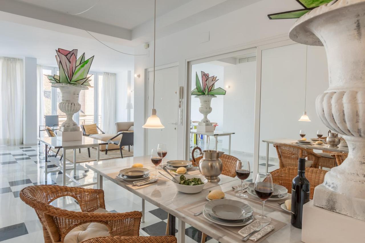 Apartamento Deluxe Calle Imagen Севиля Екстериор снимка