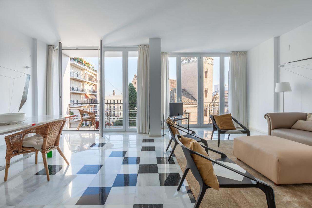 Apartamento Deluxe Calle Imagen Севиля Екстериор снимка