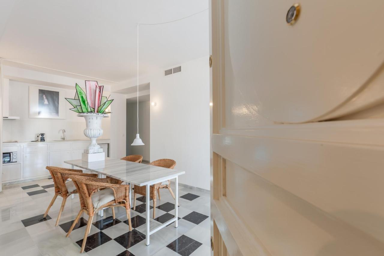 Apartamento Deluxe Calle Imagen Севиля Екстериор снимка